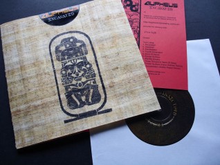 Aupheus 7" package