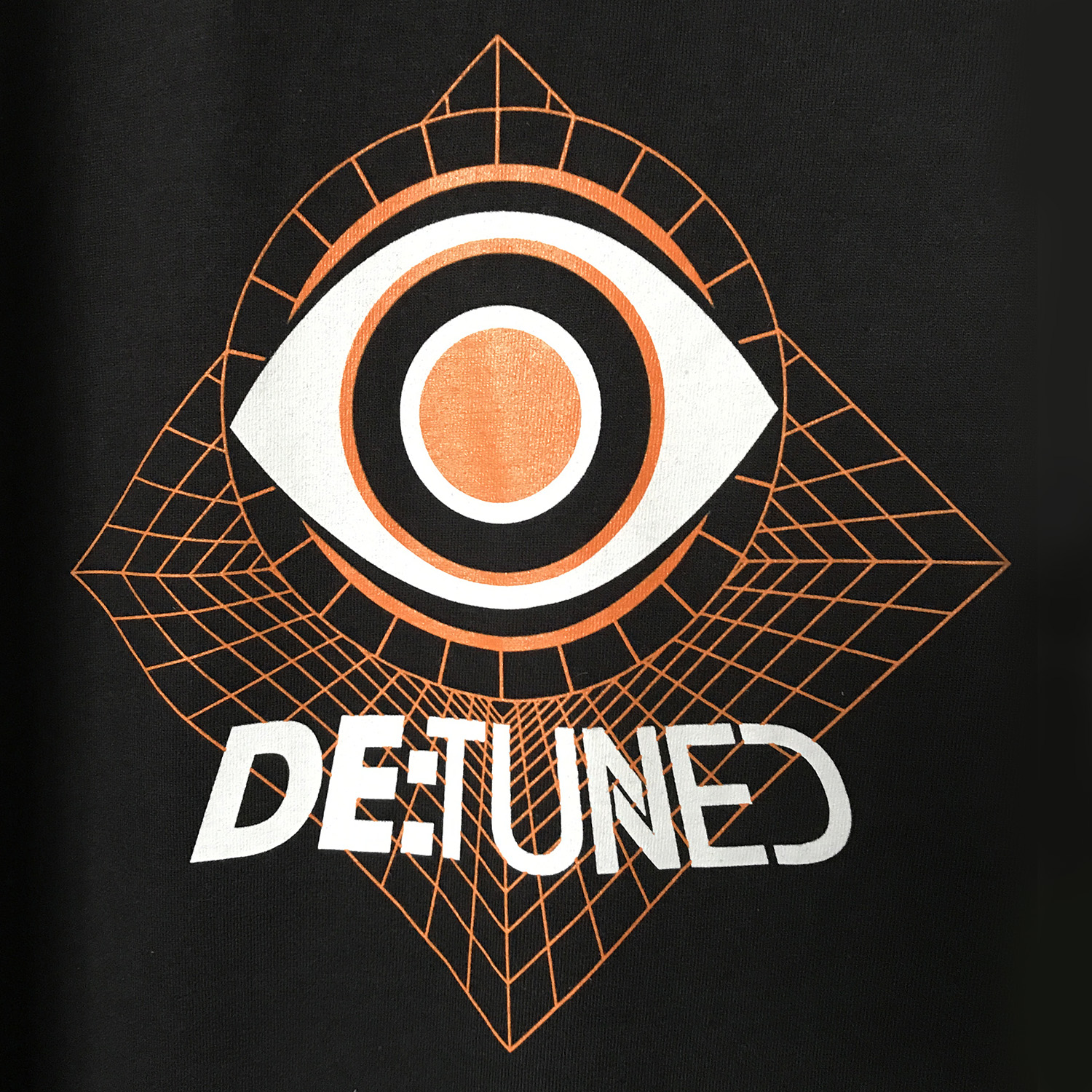 Detuned 15 Tshirt